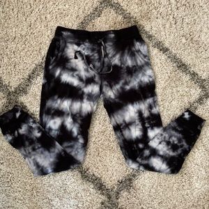 Small tie dye sweatpants